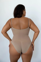 Bezszwowe body modelujące Hugmi
